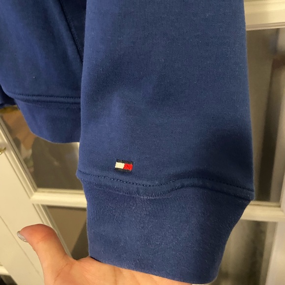 Tommy Hilfiger blue zip up hoodie with neon lined hood - Picture 4 of 4